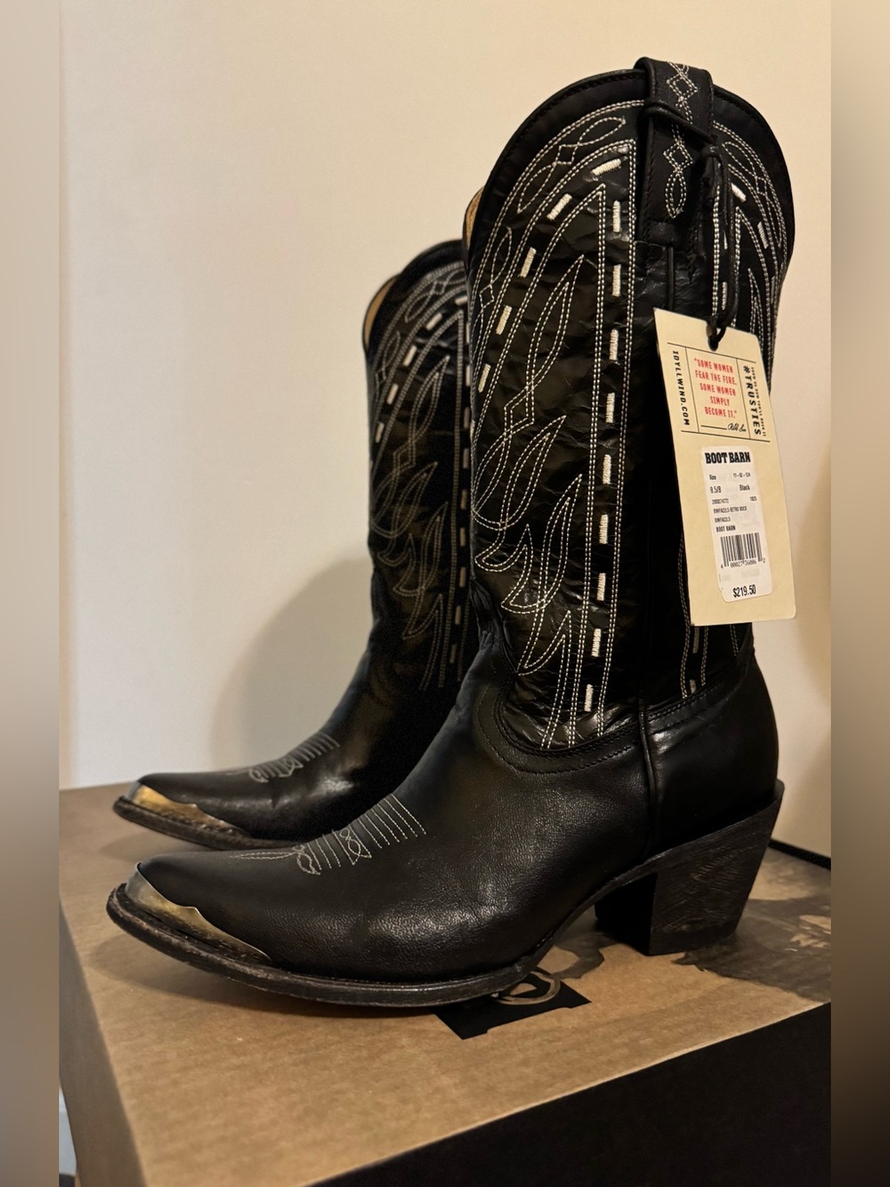 IDYLLWIND WOMEN'S RETRO ROCK WESTERN
BOOTS - Black 8.5